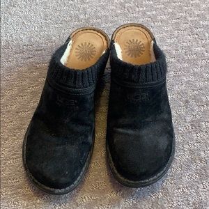 UGG CLOGS
